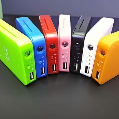 kupować Odłączalny akumulator AA Emergency Power Bank wygodny kompaktowy online manufacture